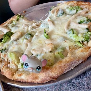 Capri Pizza - White Pizza so yummy - Pizza Near Me - Holyoke, Massachusetts Capri Pizza - White Pizza so yummy - Pizza Near Me - Holyoke, Massachusetts
