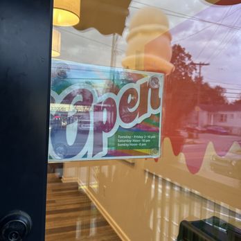 We Scream Ice Cream Parlor - Ice Cream & Frozen Yogurt Near Me - Louisville, Kentucky