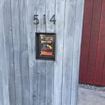 Piikoi Steak - Signage - Steakhouses Near Me - Honolulu, Hawaii