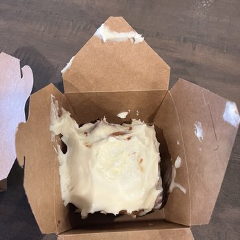 Sunday Morning - Cream Cheese Cinnamon Roll - Desserts Near Me - New York, New York Sunday Morning - Cream Cheese Cinnamon Roll - Desserts Near Me - New York, New York