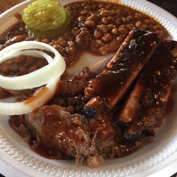 Podnuh's Bar-B-Q - Two Meat Plate (Moist Brisket/Ribs). Outstanding. - Barbeque Near Me - Shreveport, Louisiana Podnuh's Bar-B-Q - Two Meat Plate (Moist Brisket/Ribs). Outstanding. - Barbeque Near Me - Shreveport, Louisiana