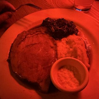 Brazen Head - Roasted Boneless Angus Prime Rib - Steakhouses Near Me - San Francisco, California