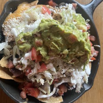 Taqueria el torito - Nachos with chicken - Mexican Near Me - Brooklyn, New York Taqueria el torito - Nachos with chicken - Mexican Near Me - Brooklyn, New York
