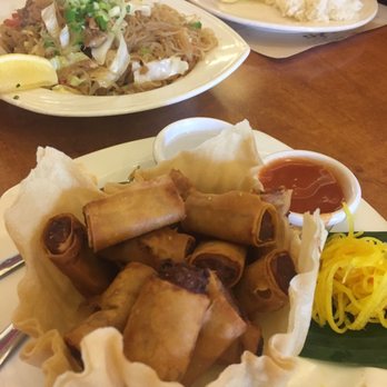 Max's Restaurant - Dillingham - Filipino Near Me - Honolulu, Hawaii