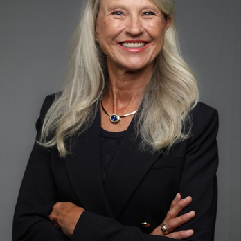 Catherine A Bishop, DDS - Periodontists Near Me - Moline, Illinois Catherine A Bishop, DDS - Periodontists Near Me - Moline, Illinois