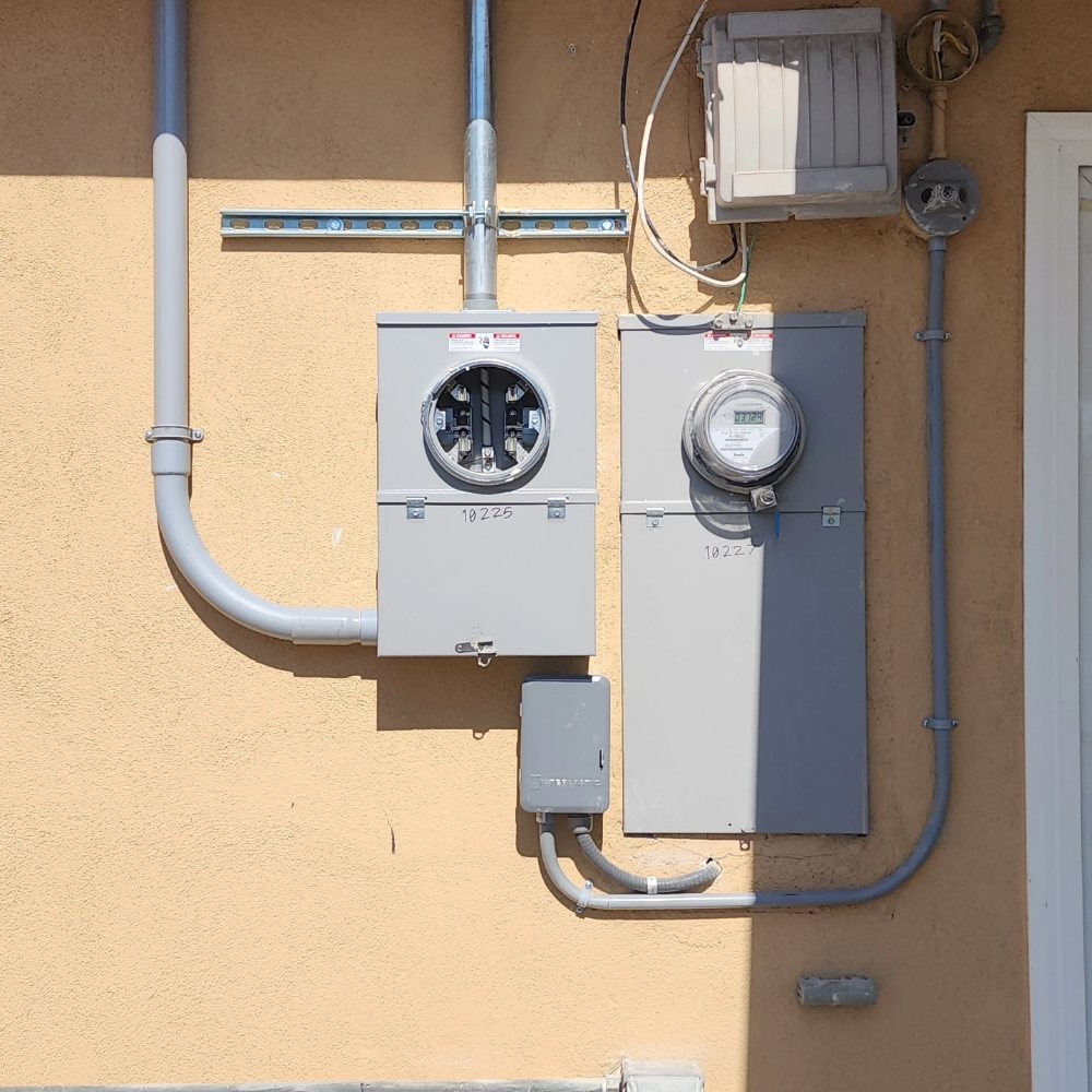 Slide of PowerSignElectrician