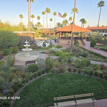 Hotel Mission De Oro - Outside courtyard. - Hotels Near Me - Santa Nella, California Hotel Mission De Oro - Outside courtyard. - Hotels Near Me - Santa Nella, California
