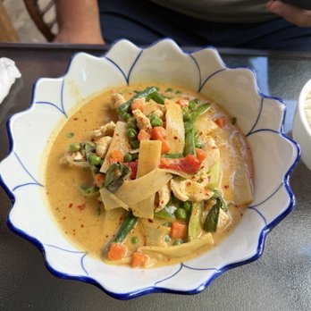 Thai Paradise - Green Curry - Chicken - Thai Near Me - Ridgway, Colorado Thai Paradise - Green Curry - Chicken - Thai Near Me - Ridgway, Colorado