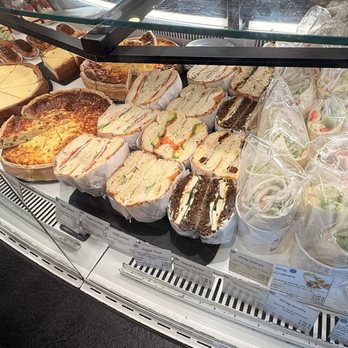 Midoré - Bakeries Near Me - Paris, 75