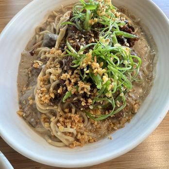 Kilig - Kare kare dan dan noodles - Filipino Near Me - Seattle, Washington Kilig - Kare kare dan dan noodles - Filipino Near Me - Seattle, Washington