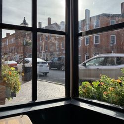 Thirsty Whale - Front window alcove