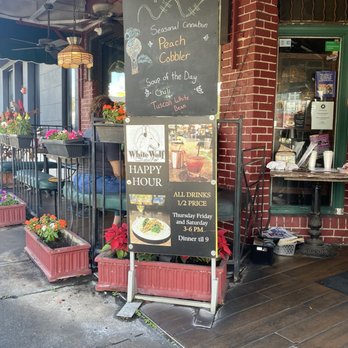 White Wolf Cafe - New American Near Me - Orlando, Florida