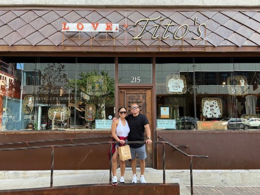 Love, Tito's by null