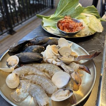 dPot Unlimited - Seafood - Hot Pot Near Me - Irvine, California