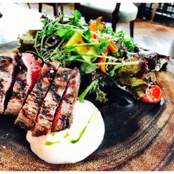 Mr & Mrs Fox - Skirt steak salad