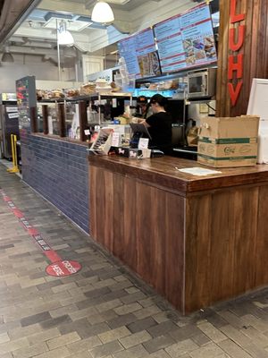 LUHV VEGAN DELI by null