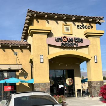 uniQue bite eatery - Restaurant outside. - New American Near Me - Indio, California