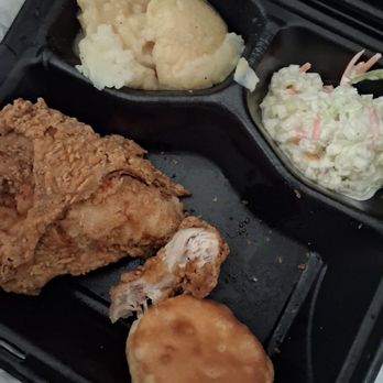 Lee's Famous Recipe Chicken - Chicken breadt and wing, mashed potatoes and gravy, coleslaw, biscuit - Chicken Wings Near Me - Sanford, Florida Lee's Famous Recipe Chicken - Chicken breadt and wing, mashed potatoes and gravy, coleslaw, biscuit - Chicken Wings Near Me - Sanford, Florida