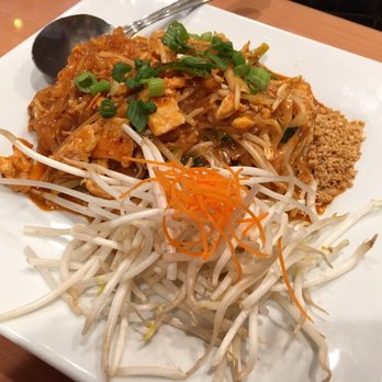 S Thai Food - Pad Thai with chicken - Thai Near Me - Temecula, California
