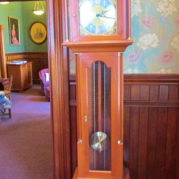 Brewster Ladies Library - Great old clock - Libraries Near Me - Brewster, Massachusetts