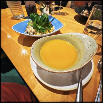 Restaurant Pizzeria Luna Piccante - Pumpkin soup and a Mista salad. - Swiss Food Near Me - Wilderswil, BE Restaurant Pizzeria Luna Piccante - Pumpkin soup and a Mista salad. - Swiss Food Near Me - Wilderswil, BE