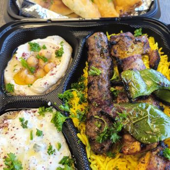 Kabob Master - Kafta kabob & chicken kabob combo plate and spinach & cheese pie - Mediterranean Near Me - Lakewood, California Kabob Master - Kafta kabob & chicken kabob combo plate and spinach & cheese pie - Mediterranean Near Me - Lakewood, California