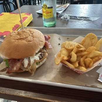 Bunz Handcrafted Burgers - Cheek Bunz Burger - Burgers Near Me - San Antonio, Texas Bunz Handcrafted Burgers - Cheek Bunz Burger - Burgers Near Me - San Antonio, Texas