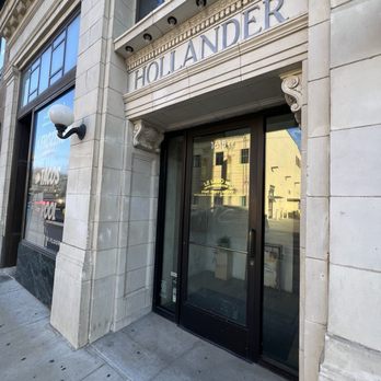 LE LABO CHICAGO - WICKER PARK - Outside - Cosmetics & Beauty Supply Near Me - Chicago, Illinois LE LABO CHICAGO - WICKER PARK - Outside - Cosmetics & Beauty Supply Near Me - Chicago, Illinois