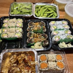 Reiki Sushi & Asian Bistro - California Roll - Salmon Skin Roll - Spicy Tuna Roll - Edamame - Takoyaki - Wonton Soup