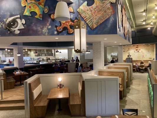 Mellow Mushroom by null