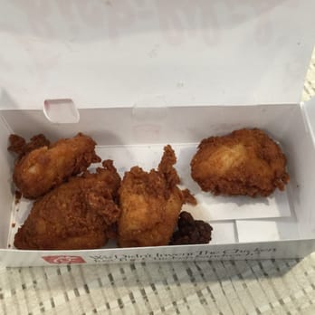 Chick-fil-A - 4 count kids nuggets - Chicken Shop Near Me - Pottstown, Pennsylvania