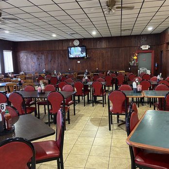 Pho Hong Phat - tables and chairs in a restaurant - Vietnamese Near Me - San Antonio, Texas Pho Hong Phat - tables and chairs in a restaurant - Vietnamese Near Me - San Antonio, Texas