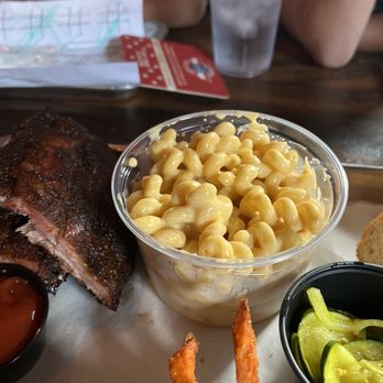 Big Bore Barbecue - Mac n Cheese - Barbeque Near Me - Hanover, Minnesota Big Bore Barbecue - Mac n Cheese - Barbeque Near Me - Hanover, Minnesota