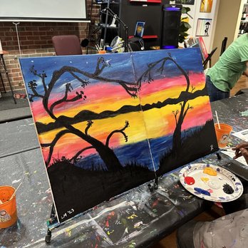 Starry Nite Studios - Couple's Night - Paint & Sip Near Me - Brentwood, California