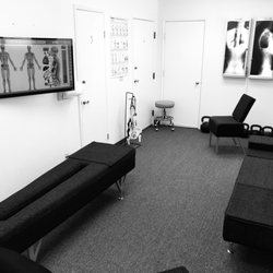 Windsor Family Chiropractic - Dr. Beau Rhodes D.C.