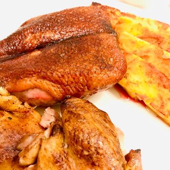 Auberge du Pommier - Take home - Diner de Noel. Duck crown & confit. Brioche dumpling - French Near Me - Toronto, Ontario