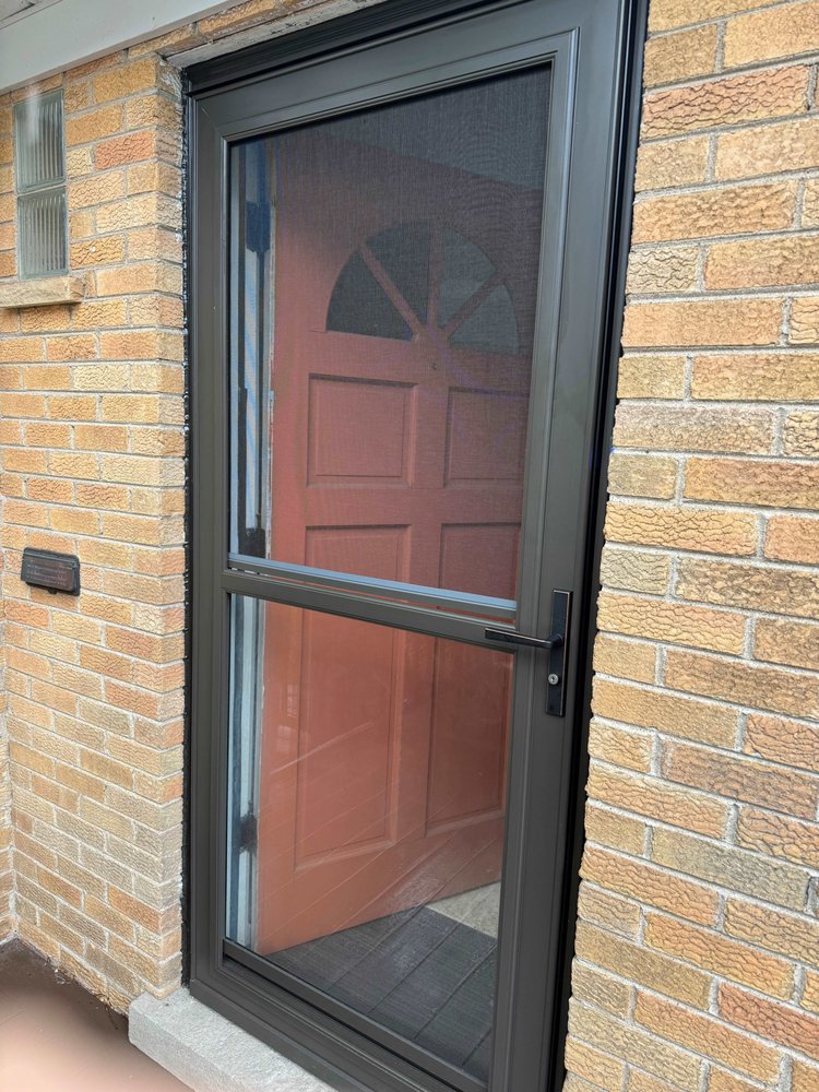 MG Door Installations - Garage Door Contractor in Chicago, IL