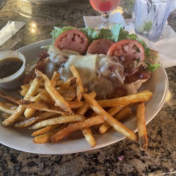 GuadalaHARRY's Bar & Grill - Po'Boy might be best thing on the menu - Cocktail Bars Near Me - Conroe, Texas