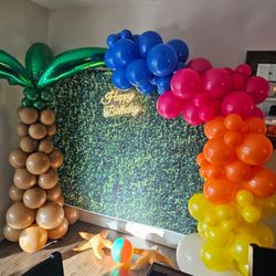 Balloon Bazaar - Beach vibes decor!