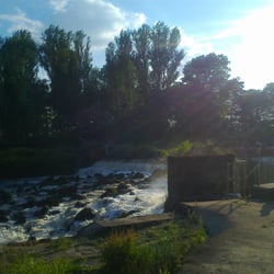 Naburn Lock Caravan And Camping Park