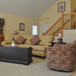 Hammer Creek Hideaway Bed & Breakfast - 1st floor Gathering Room