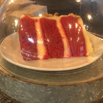 Gideon's Bakehouse - Red velvet cake on display - Bakeries Near Me - Orlando, Florida