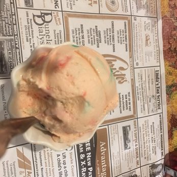 Christo's - Peppermint Ice Cream with peppermint chips!!!!! - American Near Me - Knox, Indiana Christo's - Peppermint Ice Cream with peppermint chips!!!!! - American Near Me - Knox, Indiana