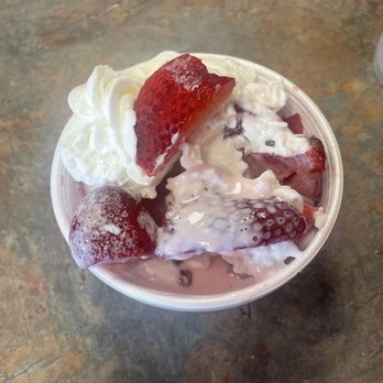 La Fajita - Fresas con Crema - Mexican Near Me - Lansing, Michigan La Fajita - Fresas con Crema - Mexican Near Me - Lansing, Michigan