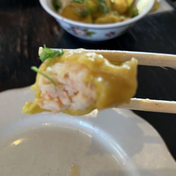 NoodleBird - Shrimp and Garlic Boiled Dumplings (6pc) - Asian Fusion Near Me - Chicago, Illinois NoodleBird - Shrimp and Garlic Boiled Dumplings (6pc) - Asian Fusion Near Me - Chicago, Illinois