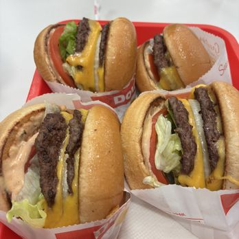 In-N-Out Burger - Lots of cheeseburgers - Burgers Near Me - Longmont, Colorado