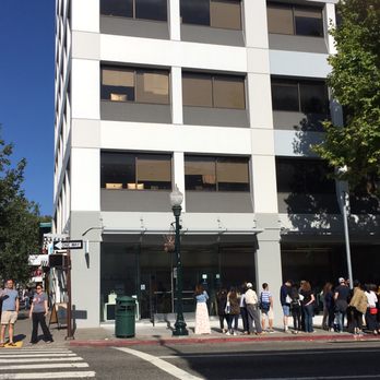 Ippudo Berkeley - business next to Ippudo is Blue Bottle Coffee! - Ramen Near Me - Berkeley, California