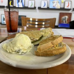 Cafe Chill - Jalapeño Popper grilled cheese
