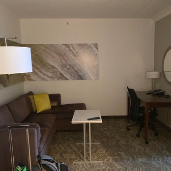 SpringHill Suites - Dulles Airport - Living room area of suite upgrade - Hotels Near Me - Sterling, Virginia SpringHill Suites - Dulles Airport - Living room area of suite upgrade - Hotels Near Me - Sterling, Virginia
