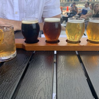 Alter Brewing + Kitchen - #flightofale - Brewpubs Near Me - Saint Charles, Illinois Alter Brewing + Kitchen - #flightofale - Brewpubs Near Me - Saint Charles, Illinois